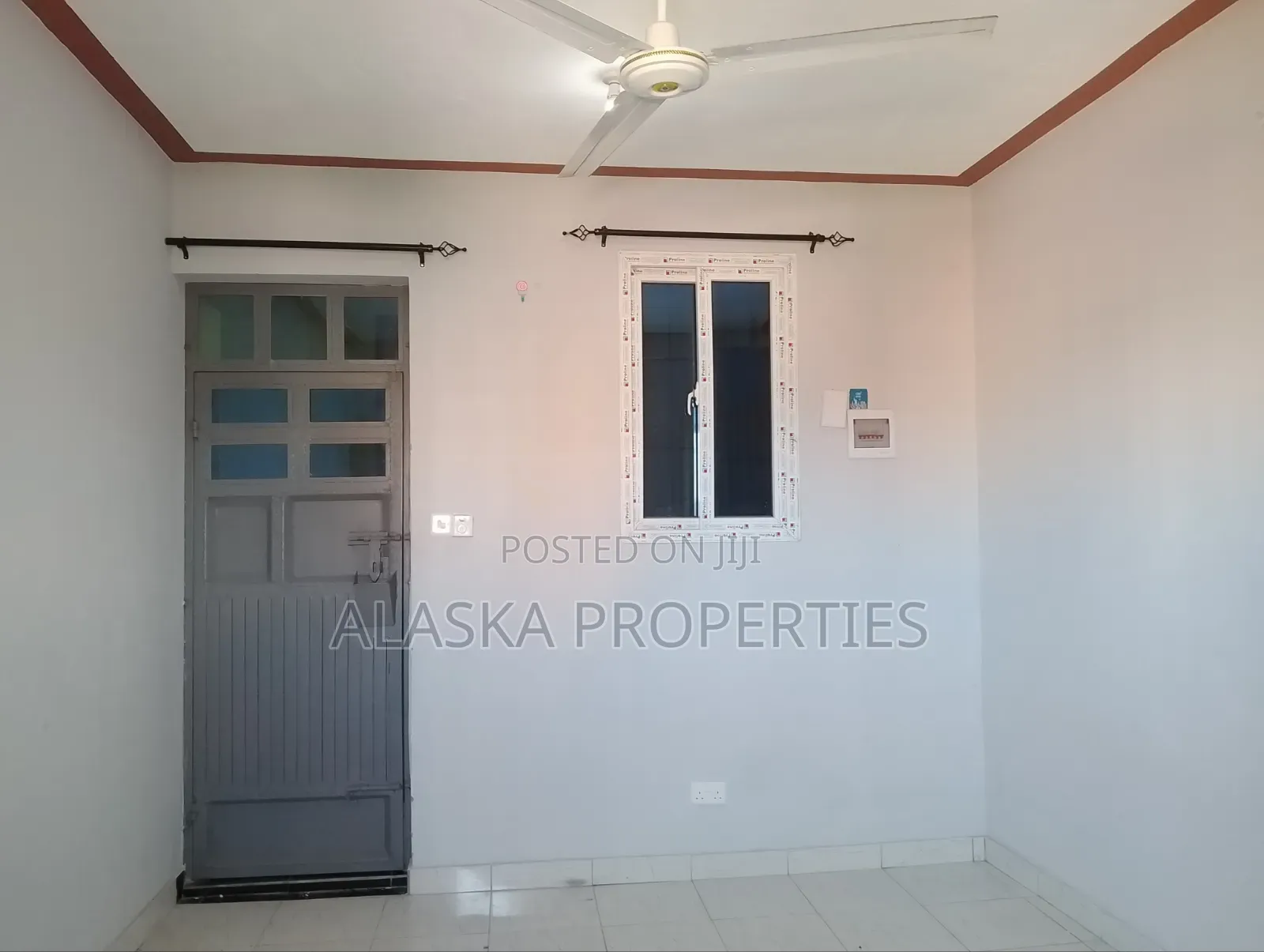 1bdrm Bedsitter in Beach Road Gichaga, Nyali Mkomani for rent in Nyali Mkomani
