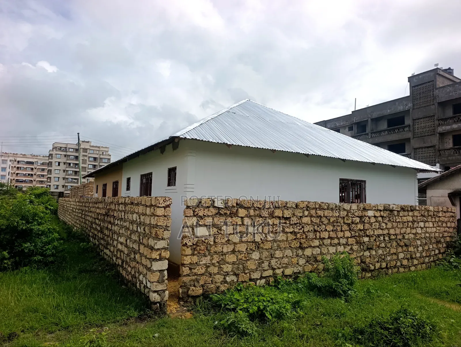 Studio Apartment in Petro Utange for sale in Utange