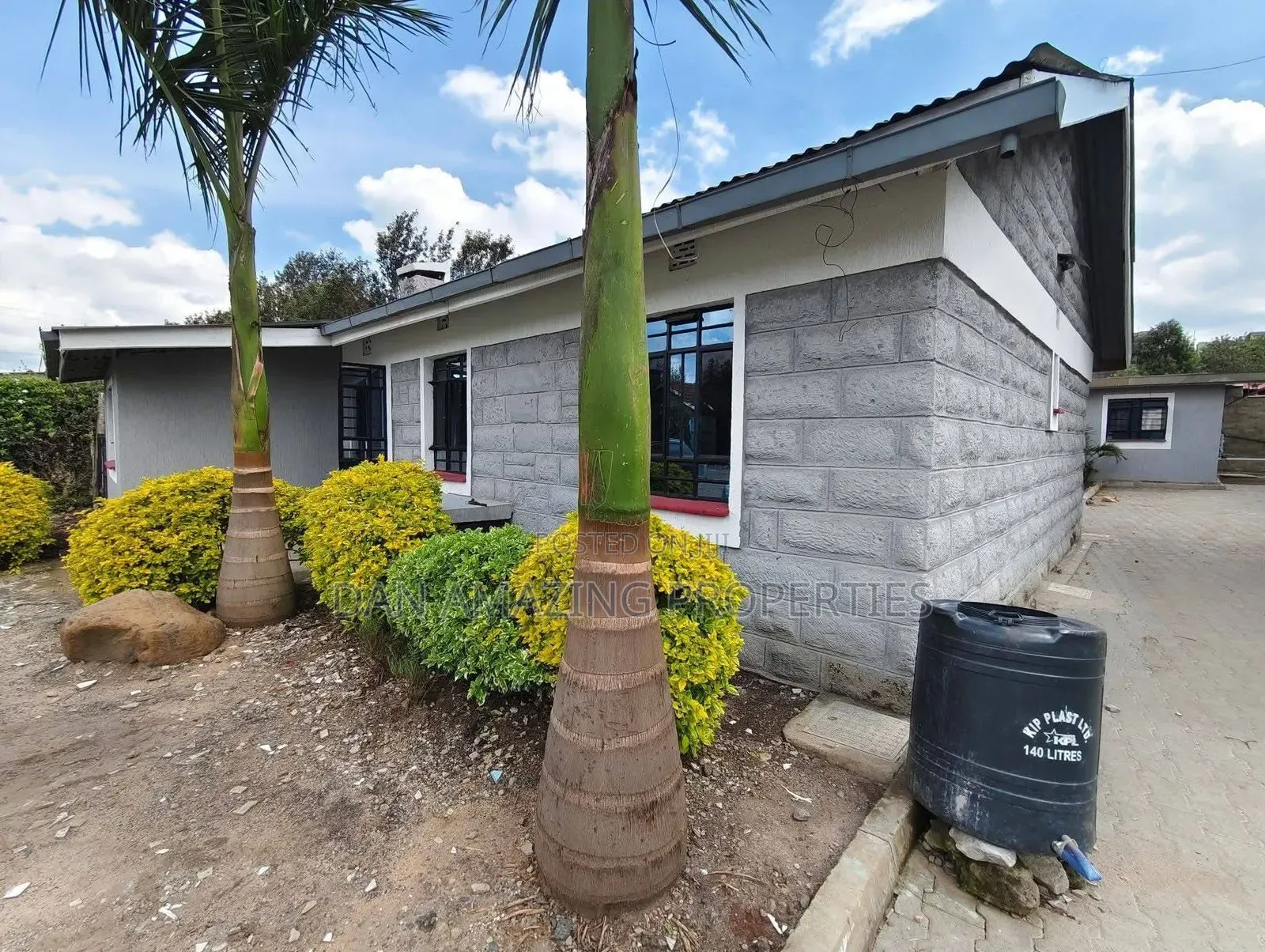 3bdrm Bungalow in Vet, Ole Polos for rent in Ole Polos