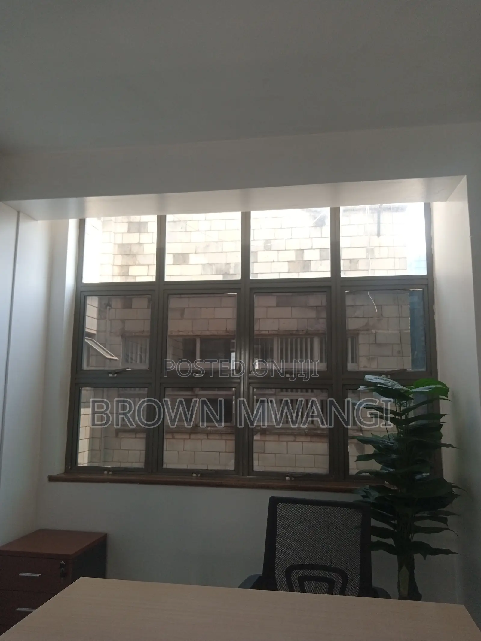 Office in Westlands in Spring Valley