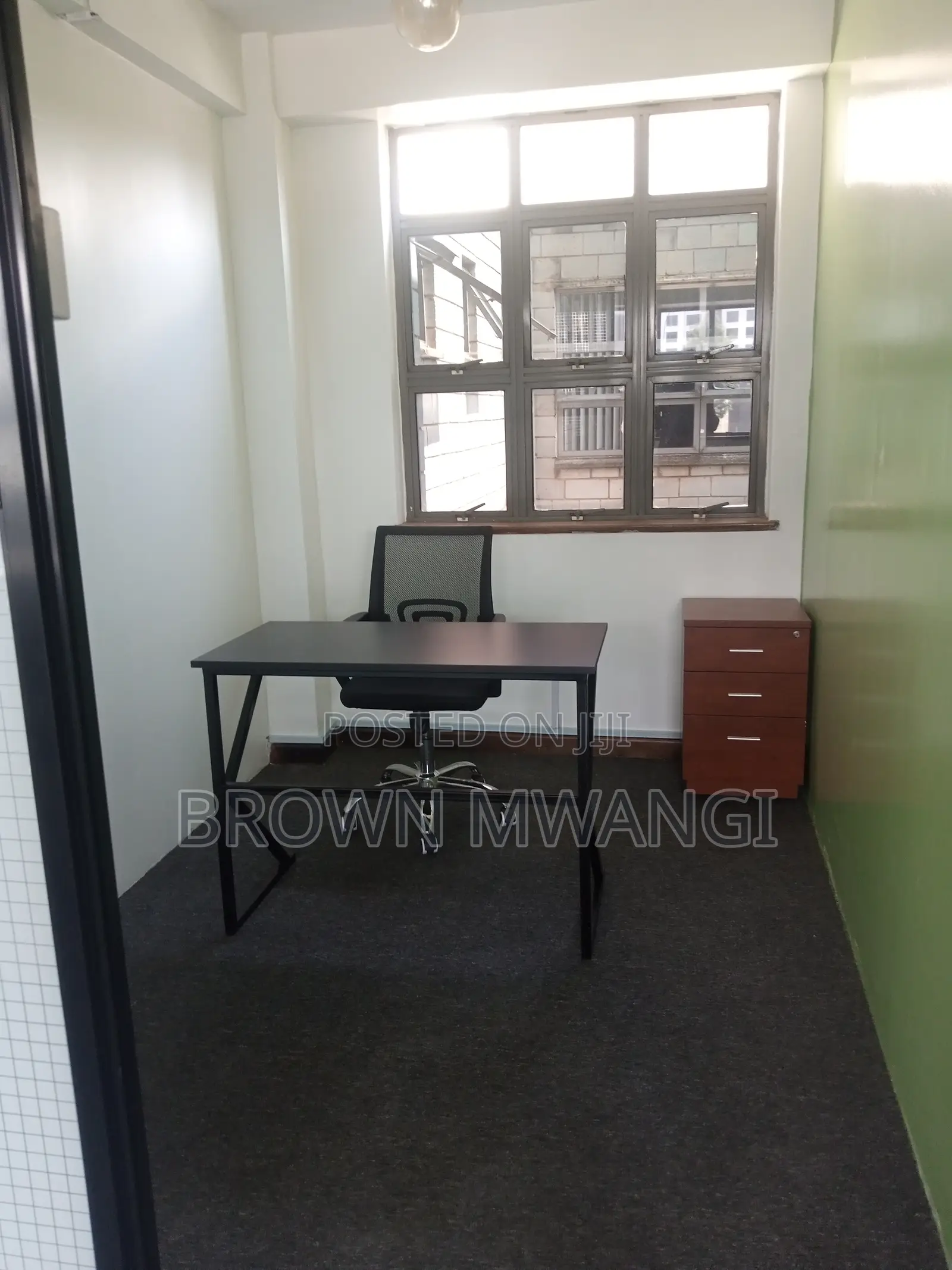 Office in Westlands in Spring Valley