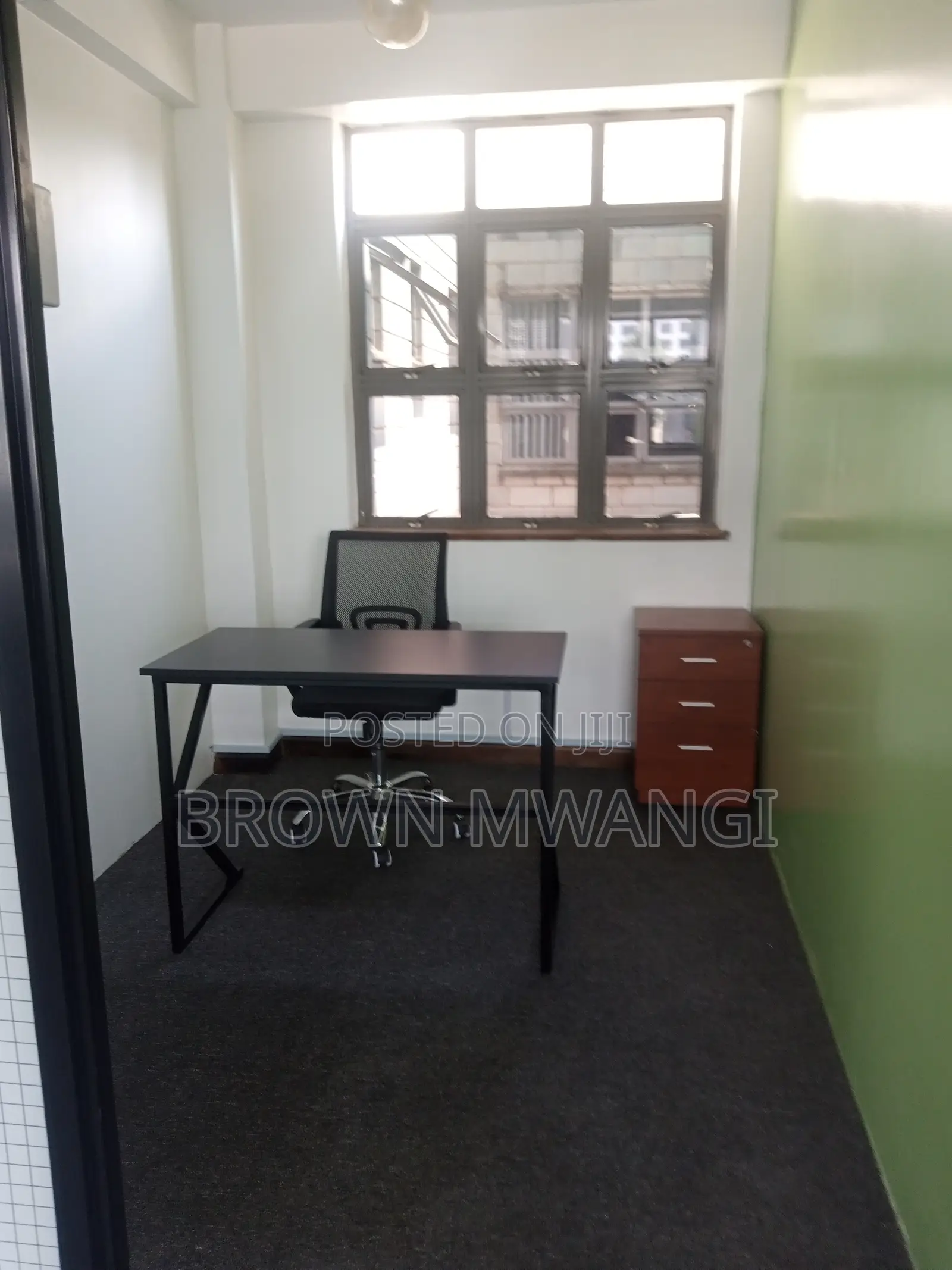 Office in Westlands in Spring Valley