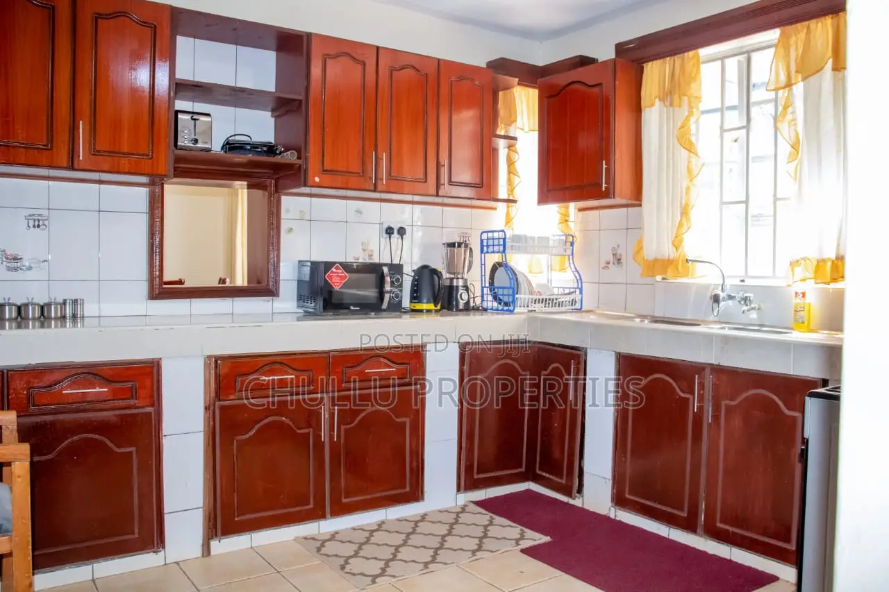8bdrm Maisonette in Malosha Court, Katani for sale in Katani