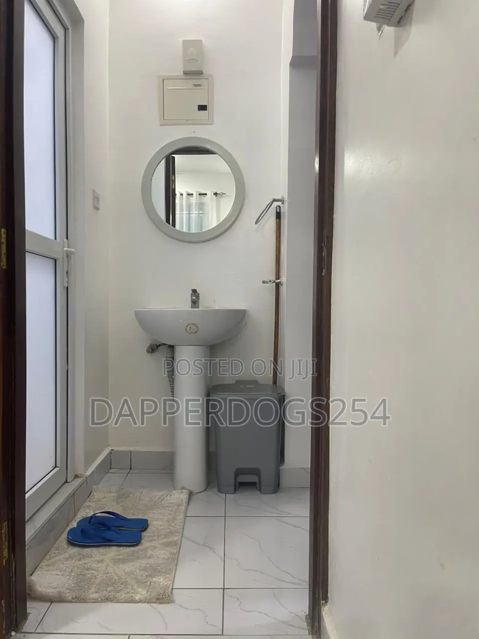 1bedroom Fisheries Bamburi in Vescon Estate