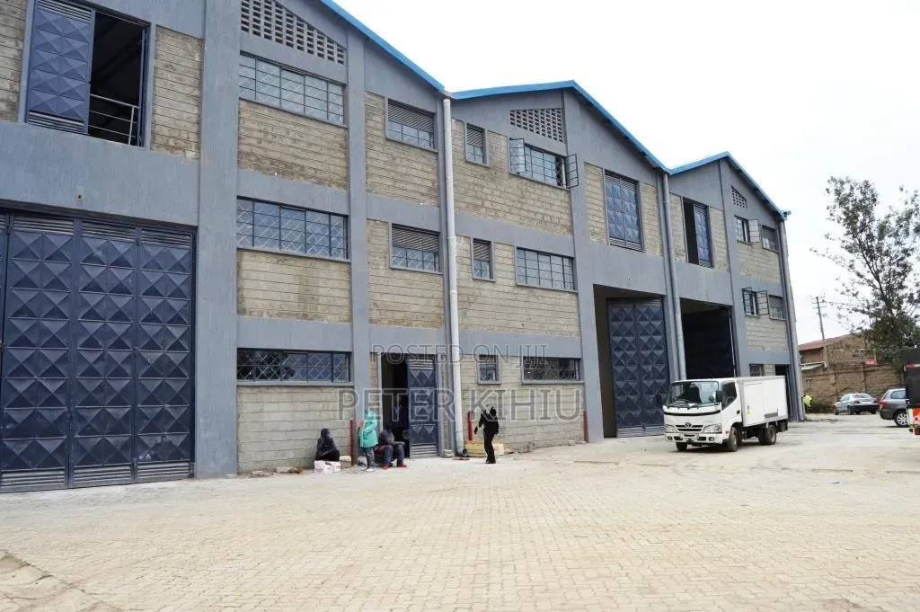 Godown to Let 5600sqft in Baba Dogo in Baba Dogo