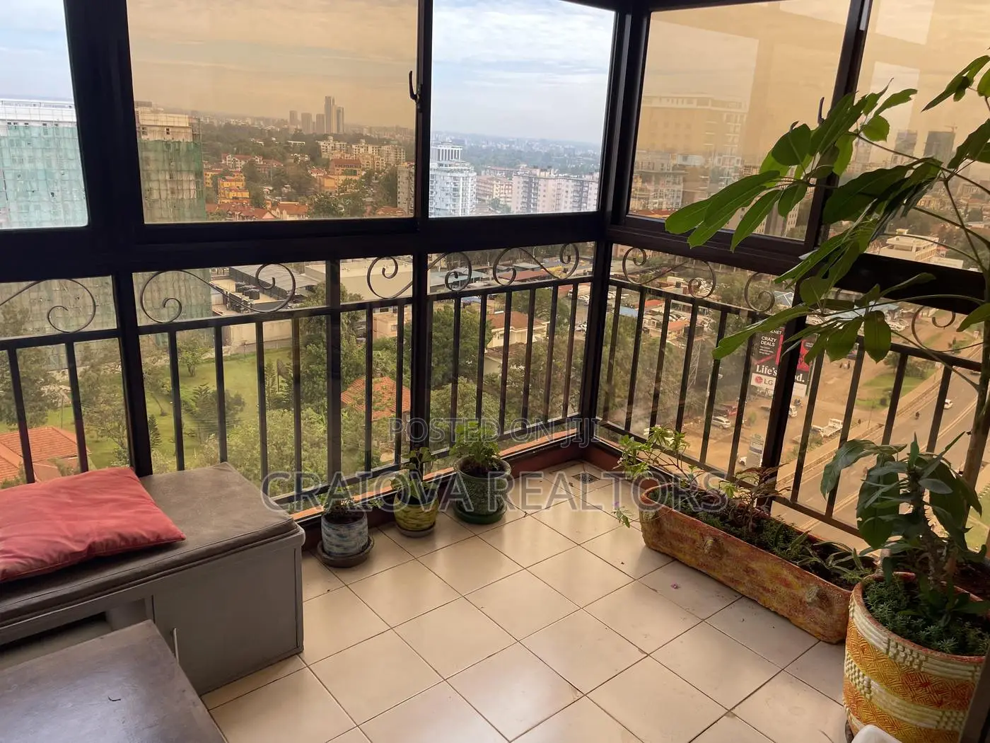 Furnished 2bdrm Penthouse in Hurlingham for sale in Hurlingham