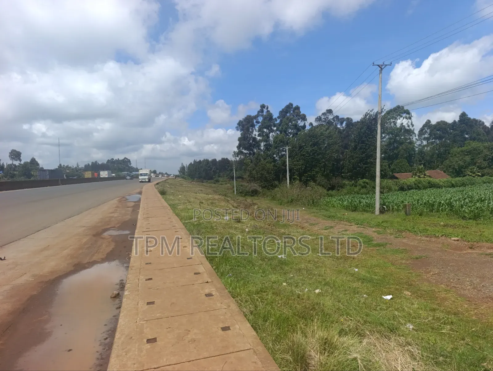 4.5 Acres Touching Waiyaki Way ( Naivas Tilisi) in Muguga