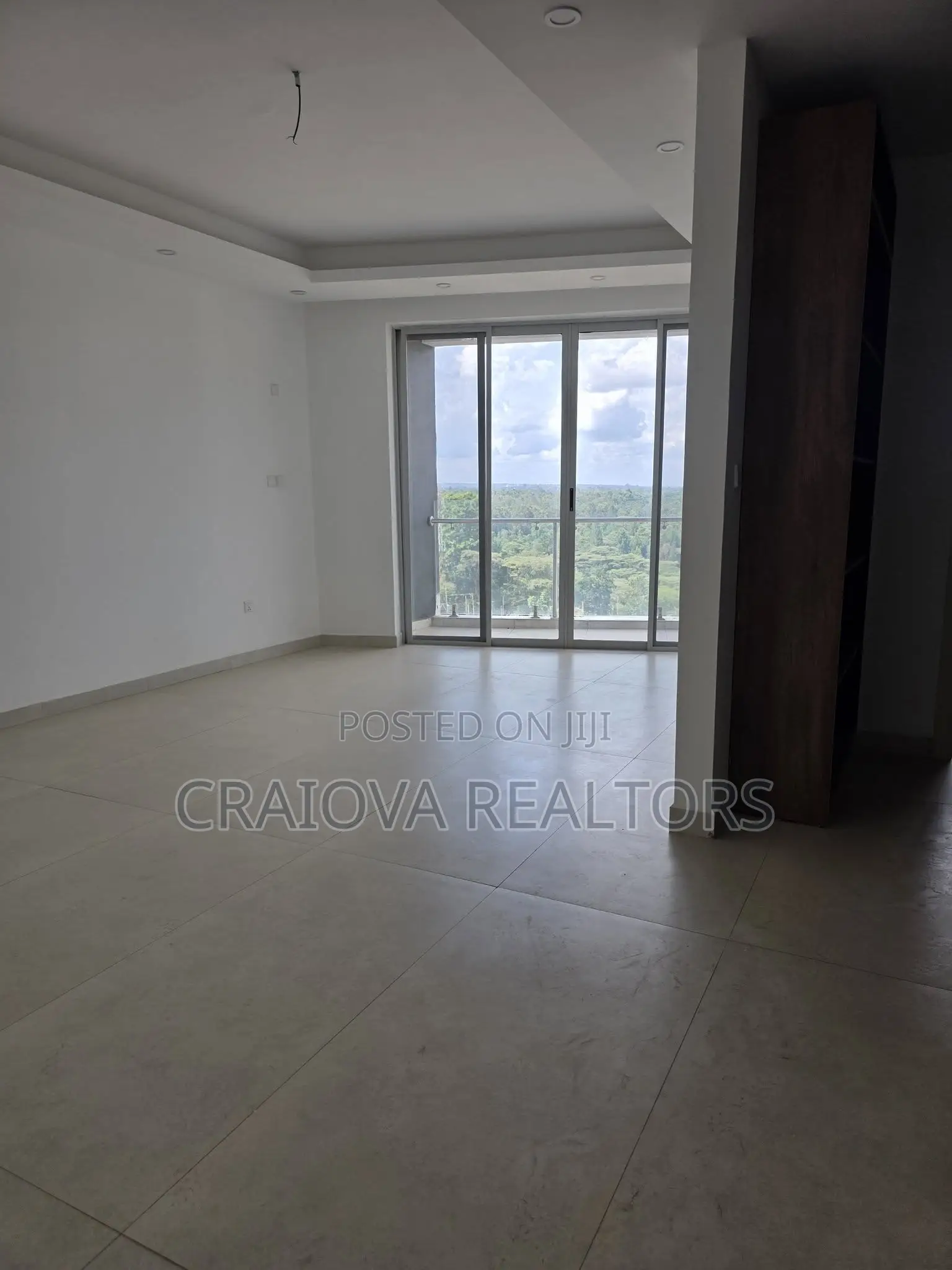 4bdrm Duplex in Spring Valley for sale in Spring Valley