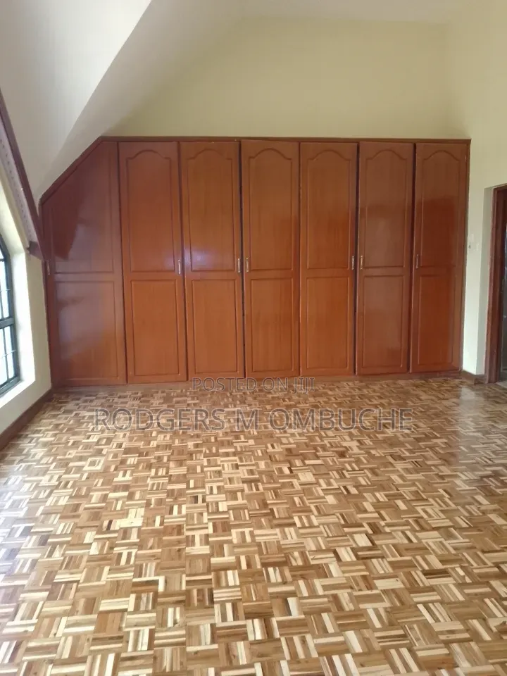 5bdrm Townhouse / Terrace in Raphta Road Area for rent in Raphta Road Area