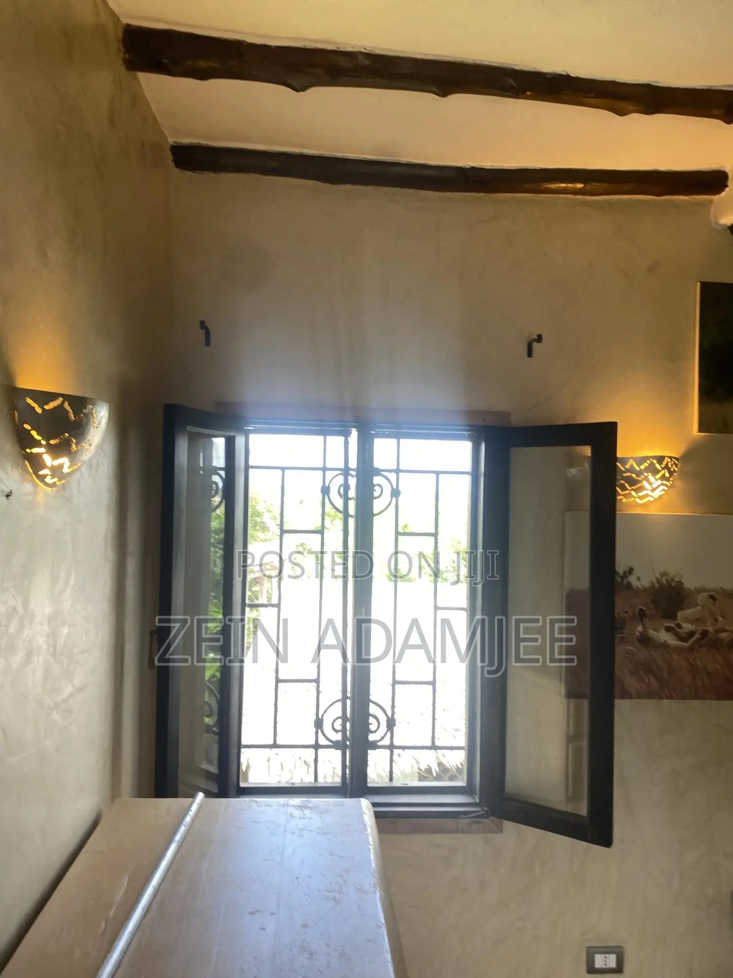 Furnished 5bdrm House in Town Centre for sale in Town Centre