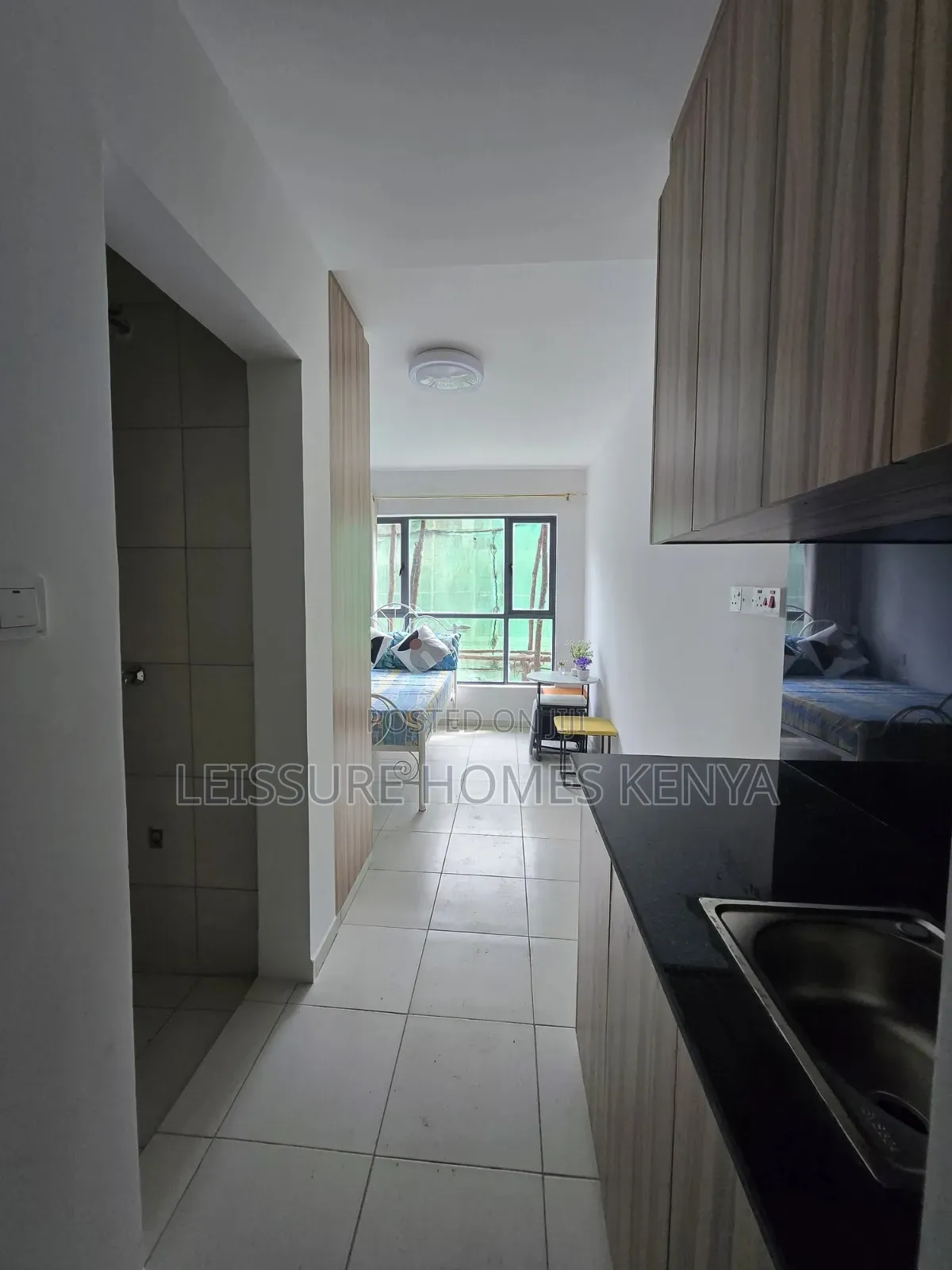 Studio Apartment in Thome for sale in Thome