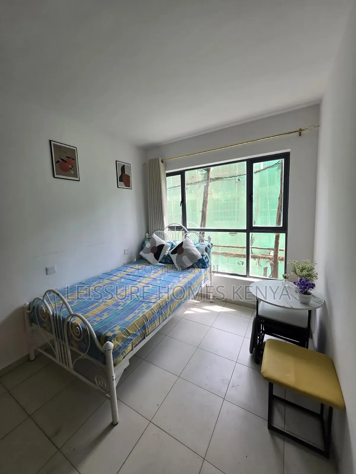 Studio Apartment in Thome for sale in Thome