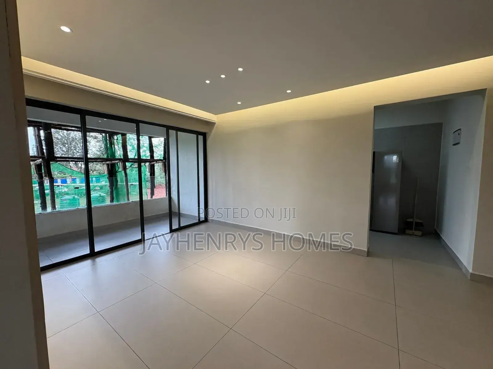 2bdrm Apartment in Ridgeways for sale in Ridgeways