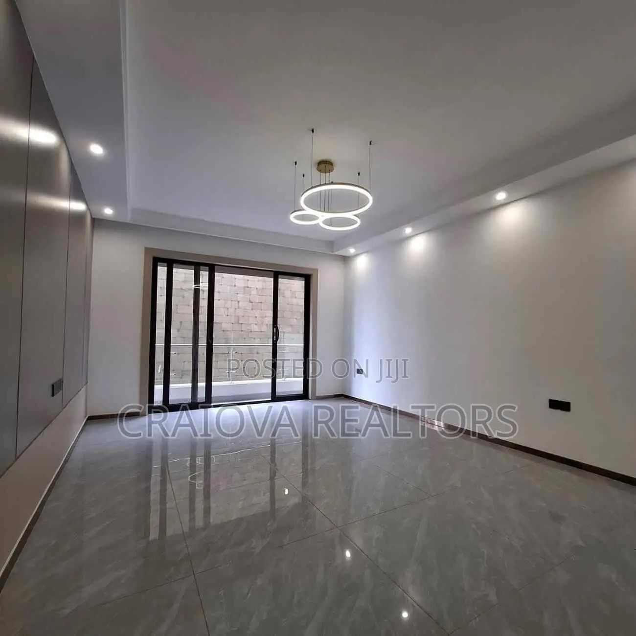 3bdrm Apartment in Riverside Drive for sale in Riverside Drive