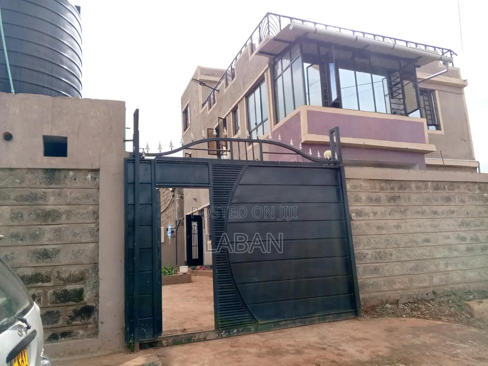 5bdrm Maisonette in Riverside, Kenyatta Road / Theta for sale in Kenyatta Road / Theta