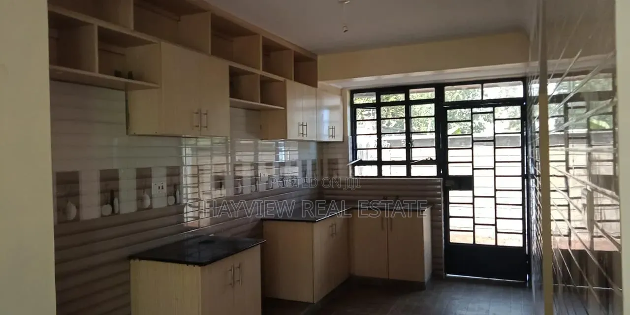 4bdrm Townhouse/Terrace in Thogoto for sale in Thogoto