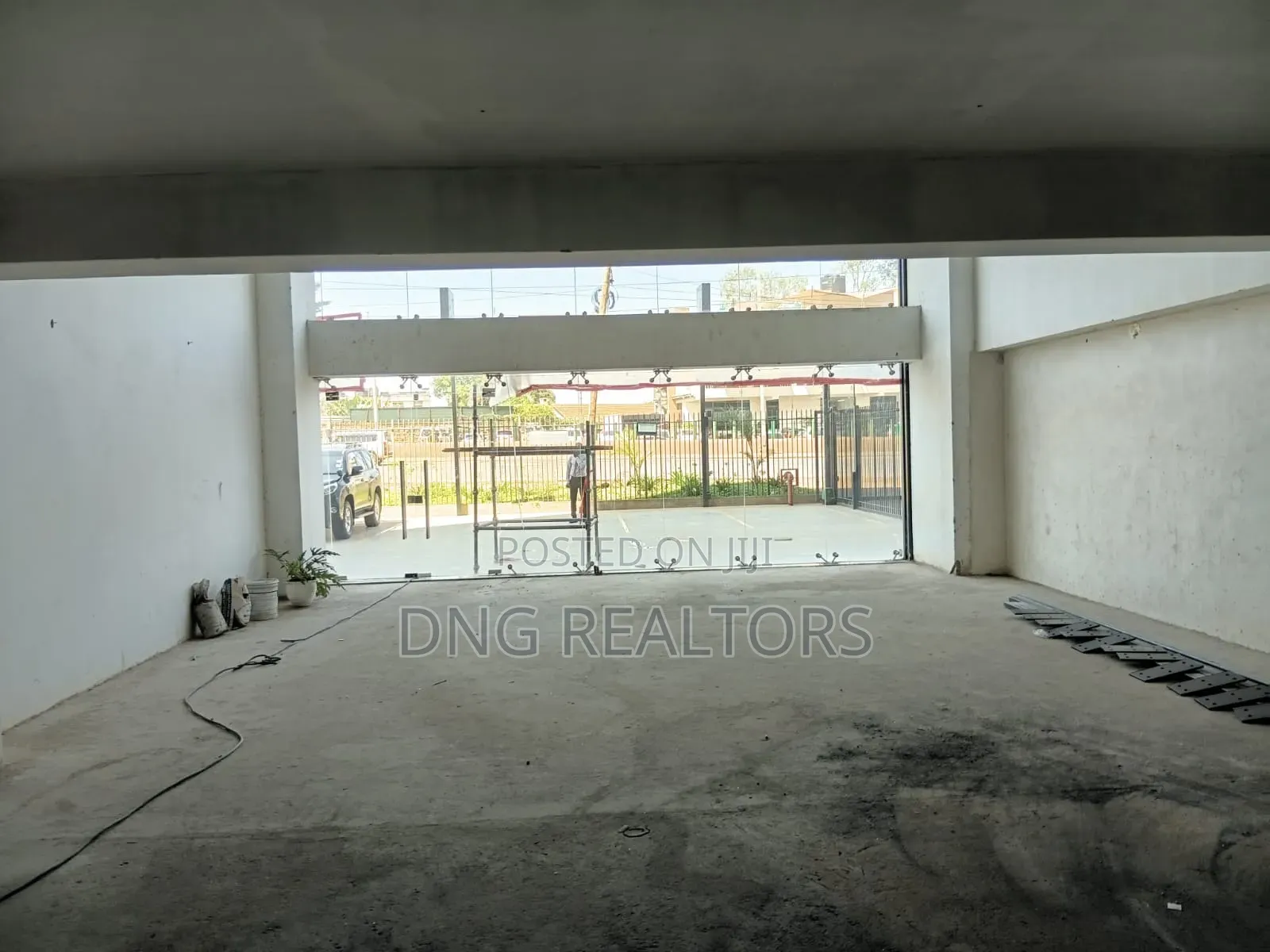 3600 SQFT Showroom for Lease in Westlands – Double Volume in Raphta Road Area