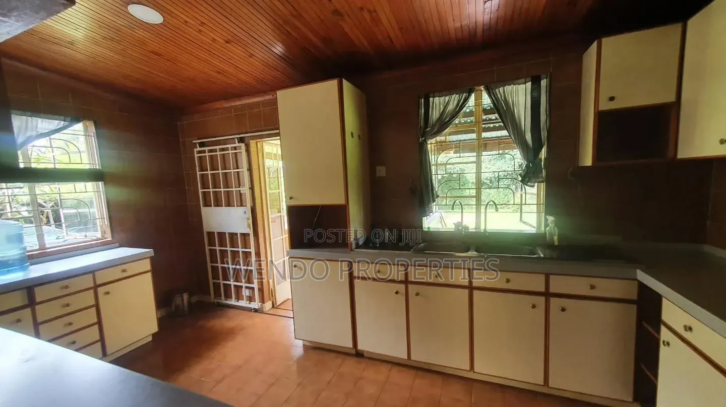 3bdrm Bungalow in Karen for rent in Karen