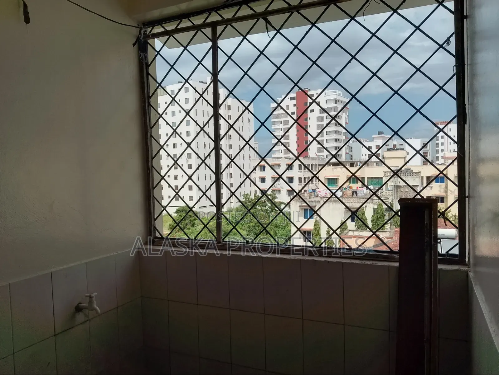 3bdrm Apartment in Mogadishu Estate, Nyali Mkomani for rent in Nyali Mkomani
