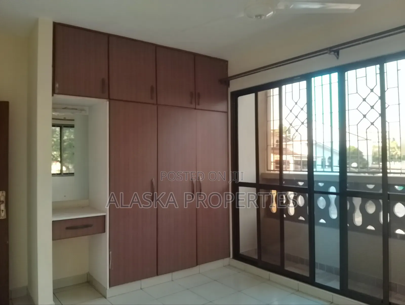 3bdrm Apartment in Nyali Cinemax for rent in Nyali Mkomani