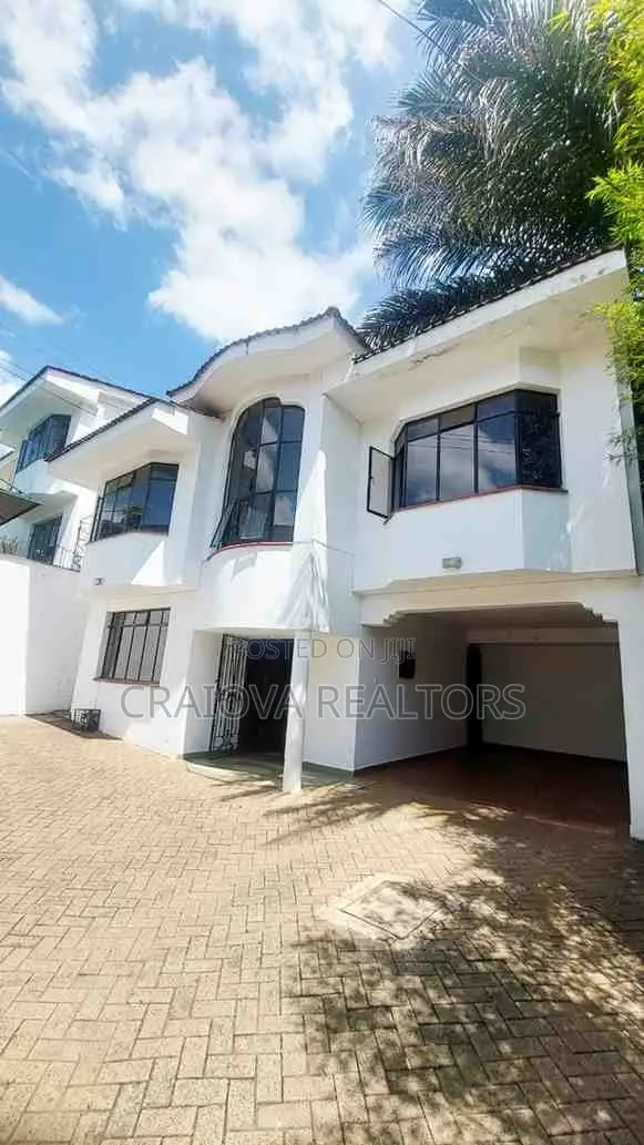 5bdrm Townhouse/Terrace in Riverside Drive for sale in Riverside Drive