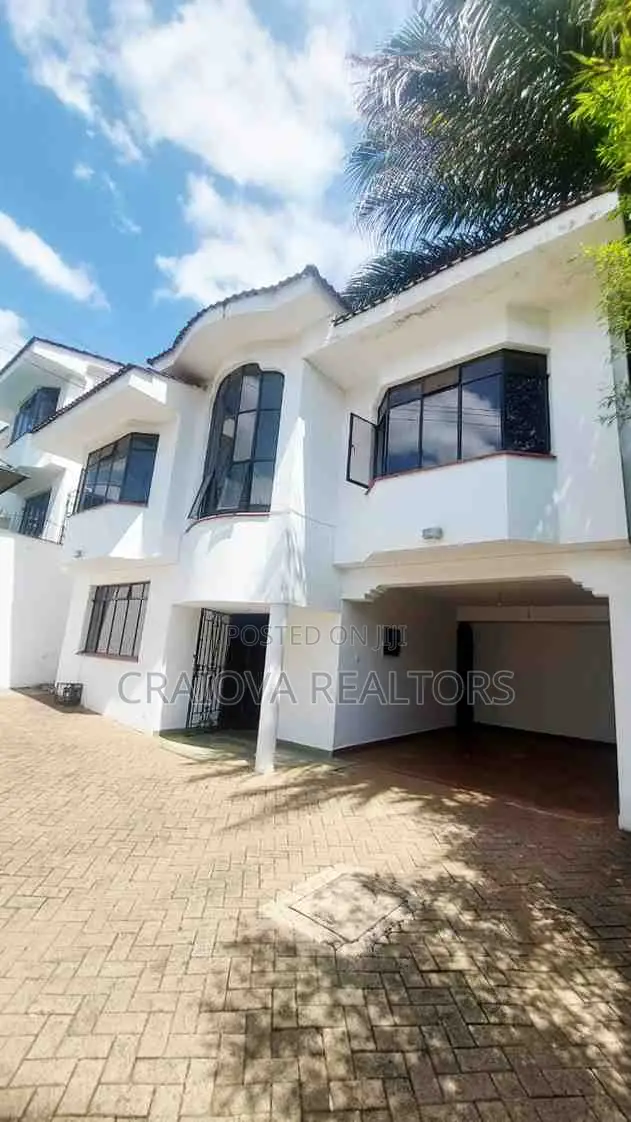 5bdrm Townhouse/Terrace in Riverside Drive for sale in Riverside Drive