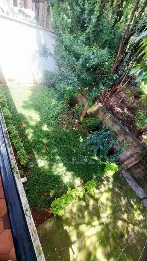 5bdrm Townhouse/Terrace in Riverside Drive for sale in Riverside Drive