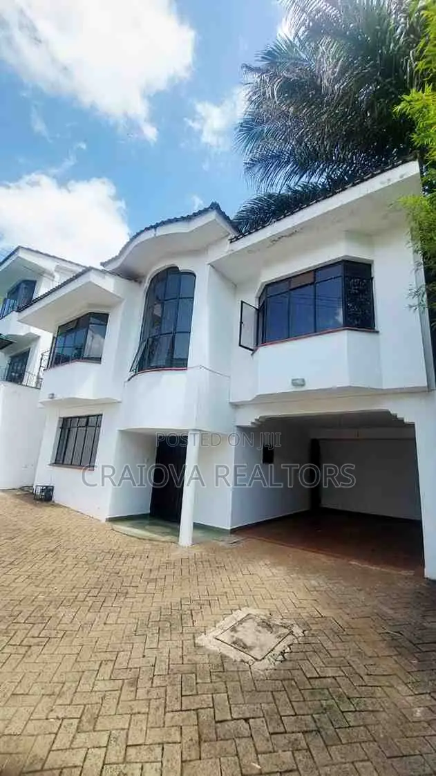 5bdrm Villa in Riverside Drive for sale in Riverside Drive