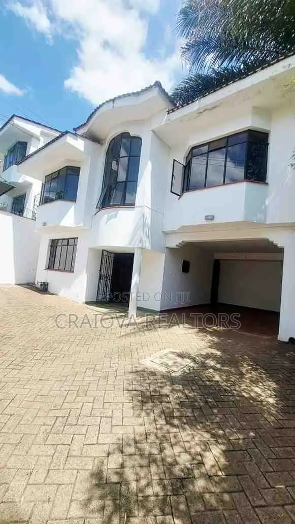 5bdrm Villa in Riverside Drive for sale in Riverside Drive