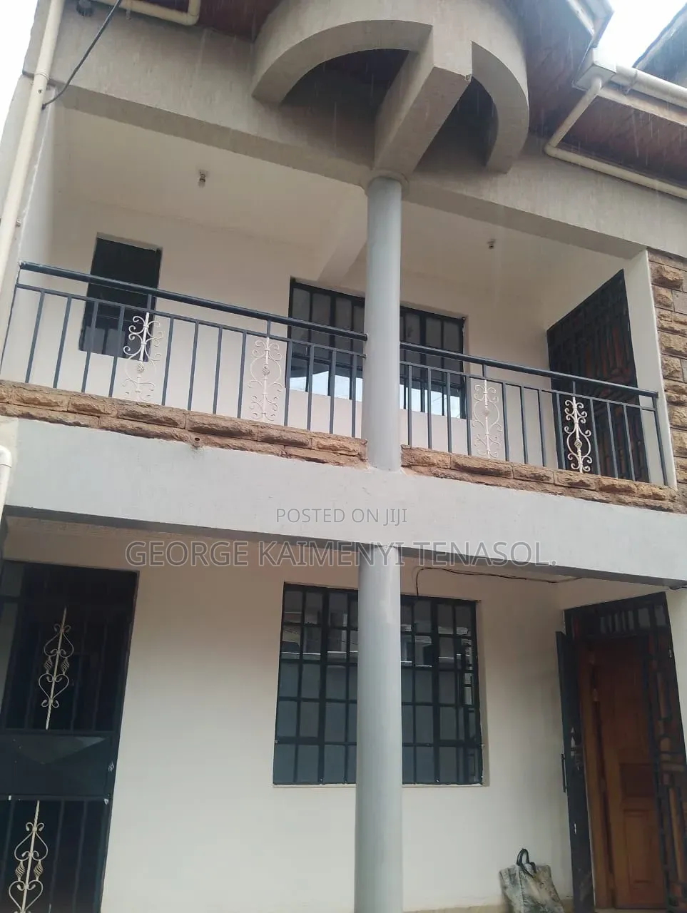 5bdrm Mansion in Royal Park Estate for sale in Royal Park Estate
