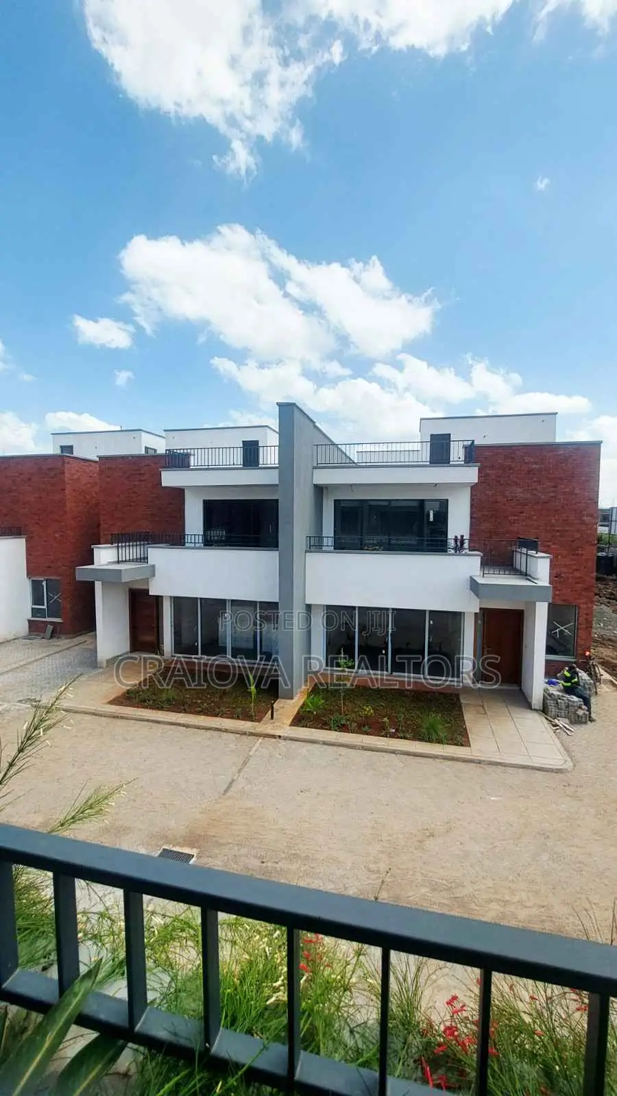4bdrm Townhouse/Terrace in Phenom Estate for sale in Phenom Estate