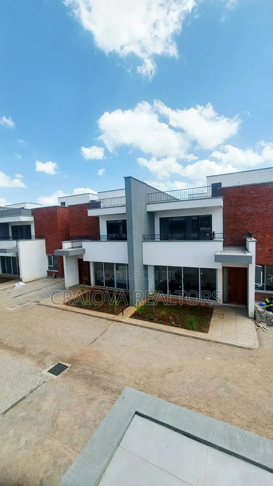 4bdrm Townhouse/Terrace in Phenom Estate for sale in Phenom Estate