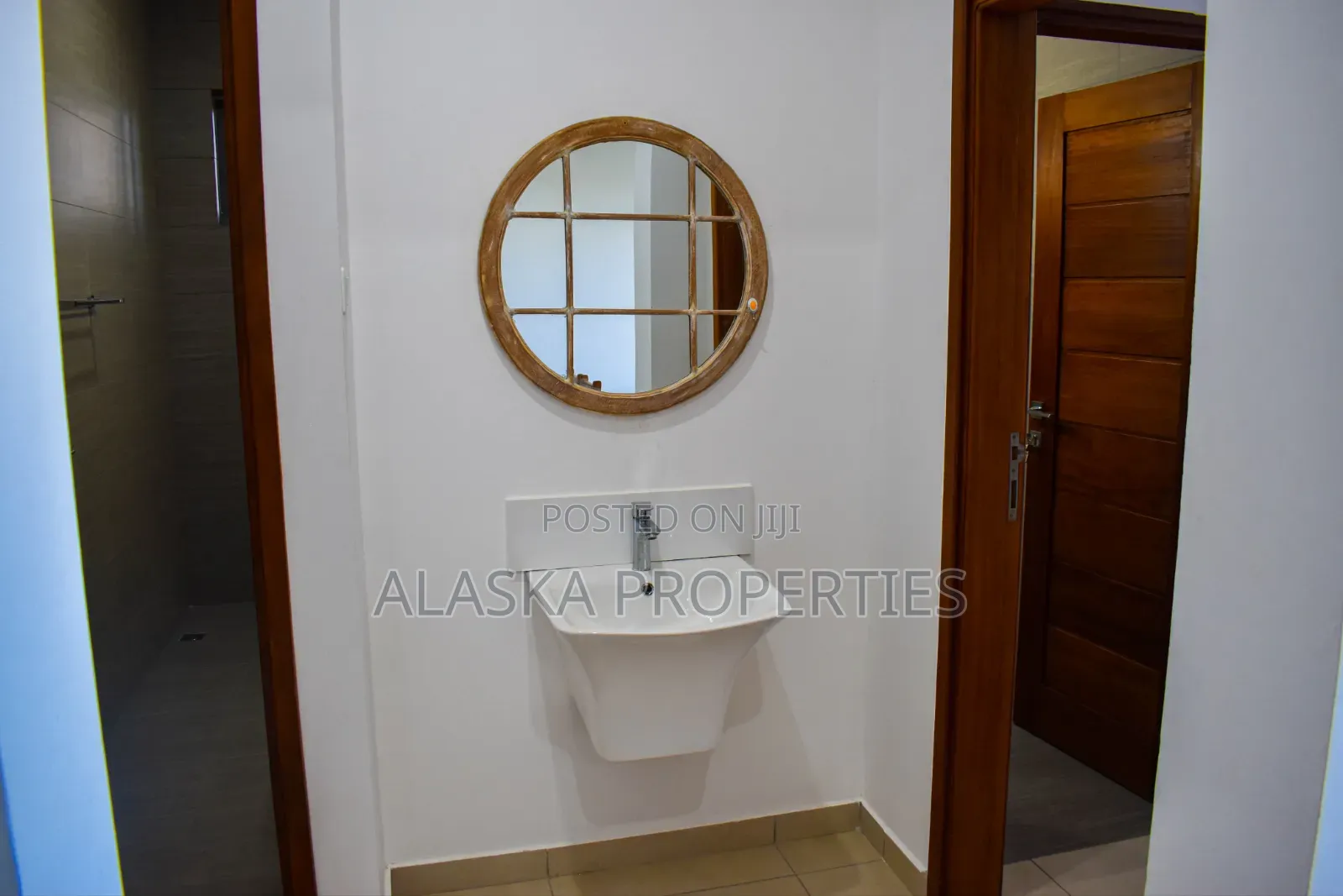 Furnished 3bdrm Apartment in Shanzu Estate for sale in Shanzu