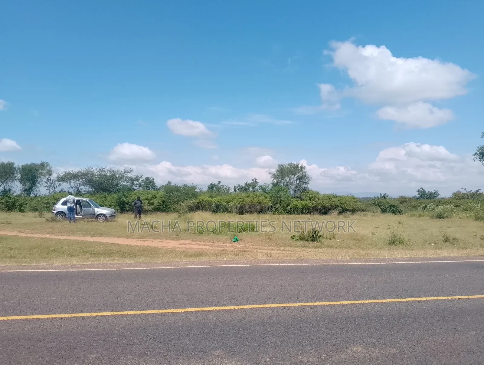 1 Acre for Sale Fronting Tarmac Rd at Makutano-Mwala Junction in Masii