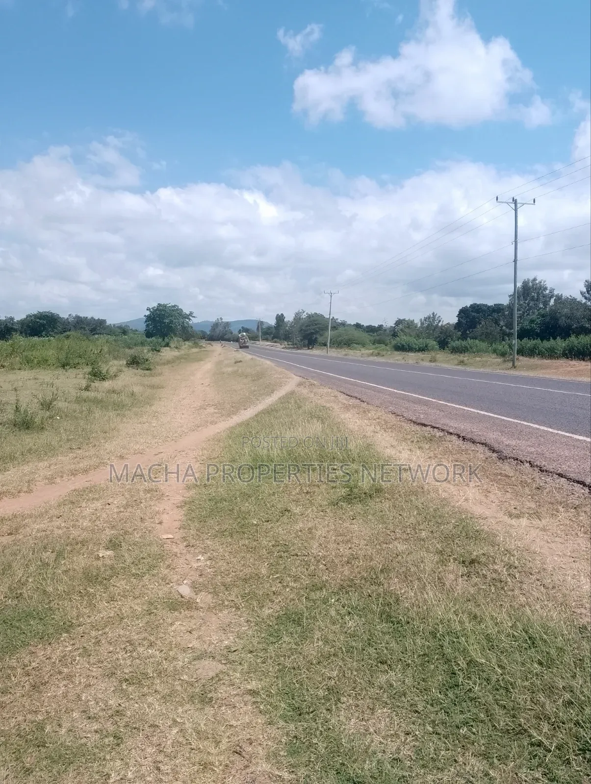 1 Acre for Sale Fronting Tarmac Rd at Makutano-Mwala Junction in Masii