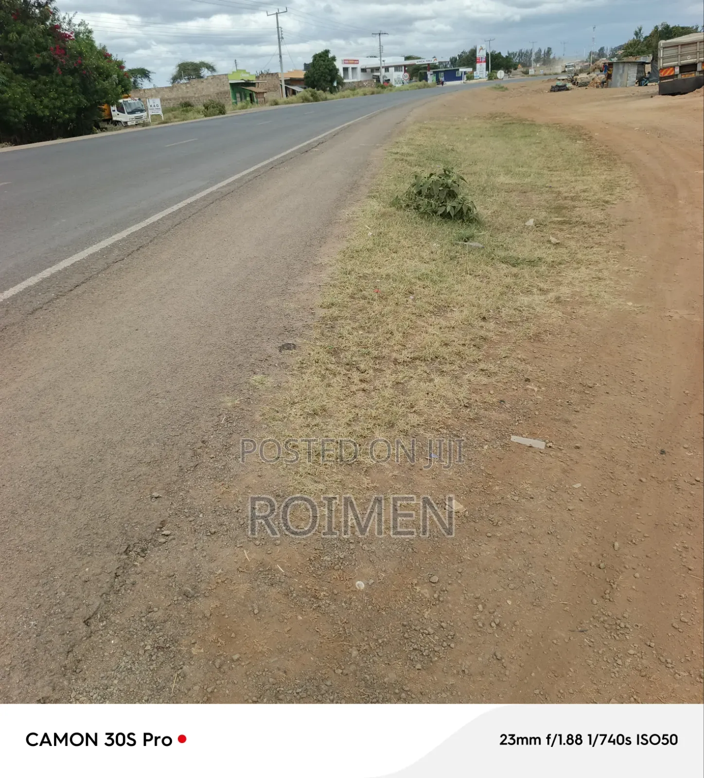 Commercial Plot in Kimana