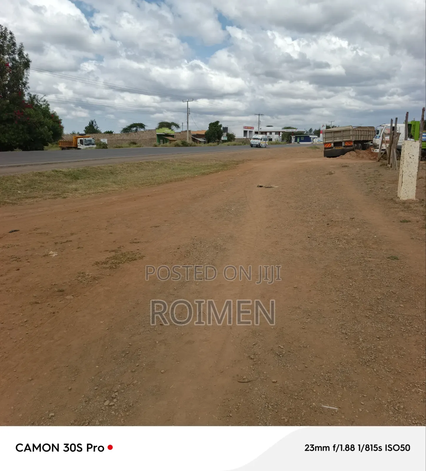 Commercial Plot in Kimana