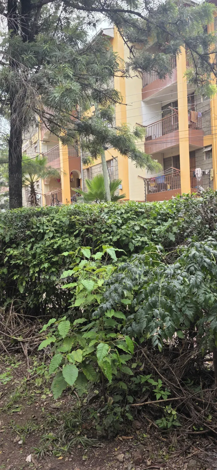 100/100 Commercial Balozi Road Kitengela. in Kitengela