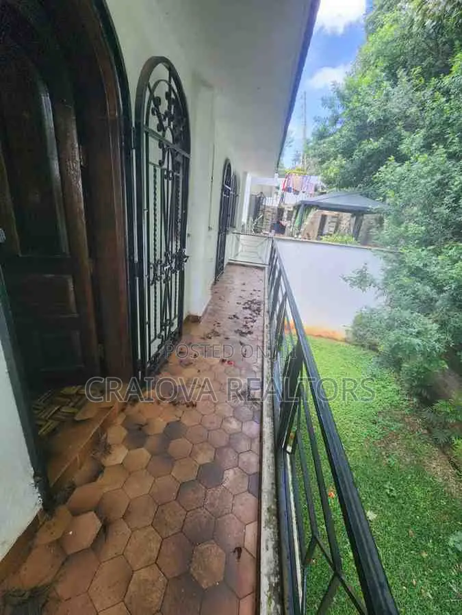 5bdrm Townhouse/Terrace in Riverside Drive for sale in Riverside Drive