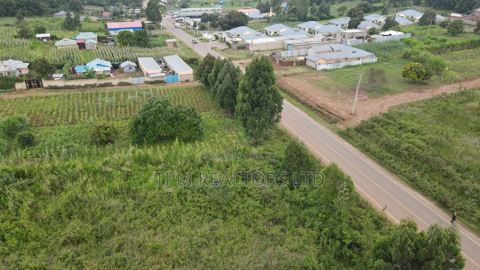 One Acre Touching Tarmac in Lusigeti Kikuyu in Karai