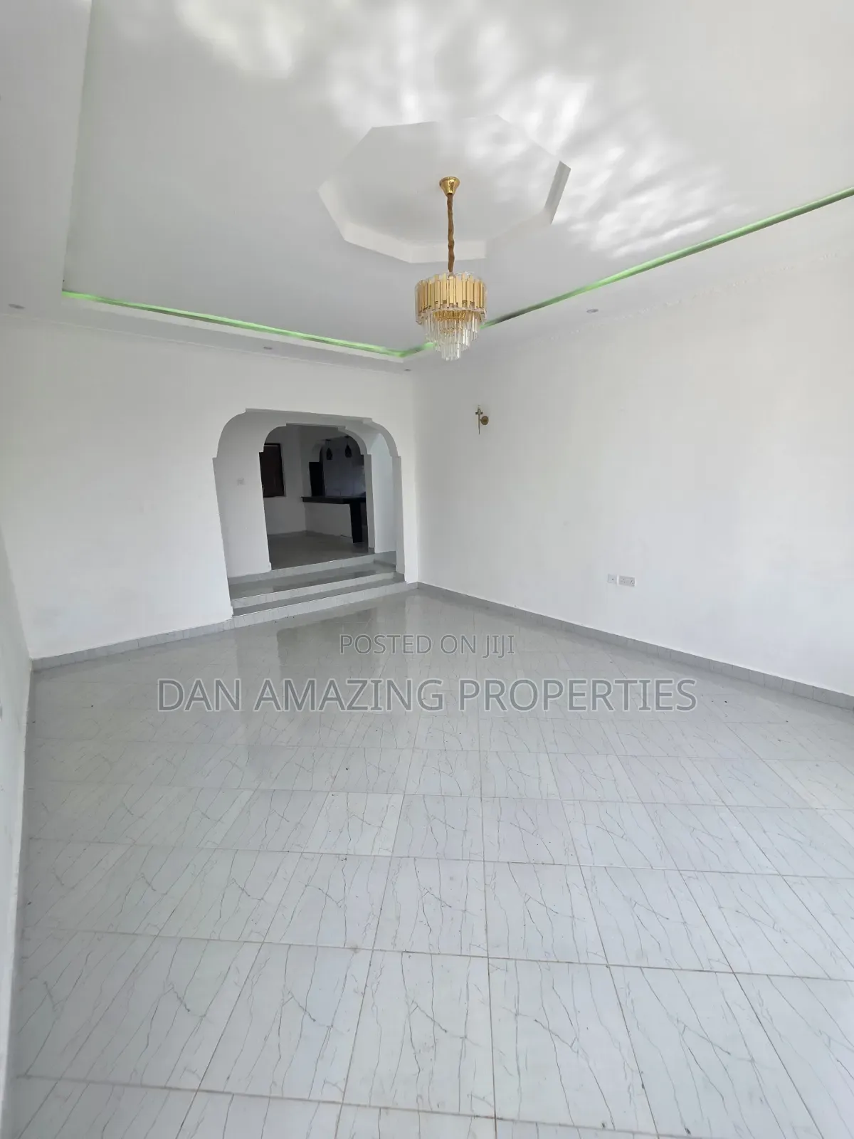 4bdrm Bungalow in Maragara Rd, Kibiku for sale in Kibiku
