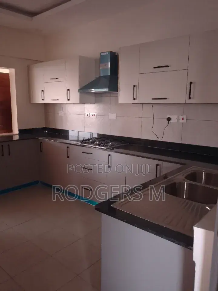4bdrm Apartment in Hurlingham for rent in Hurlingham