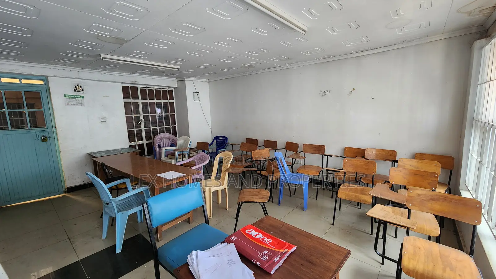 Office to Let P.M in NkaiMurunya
