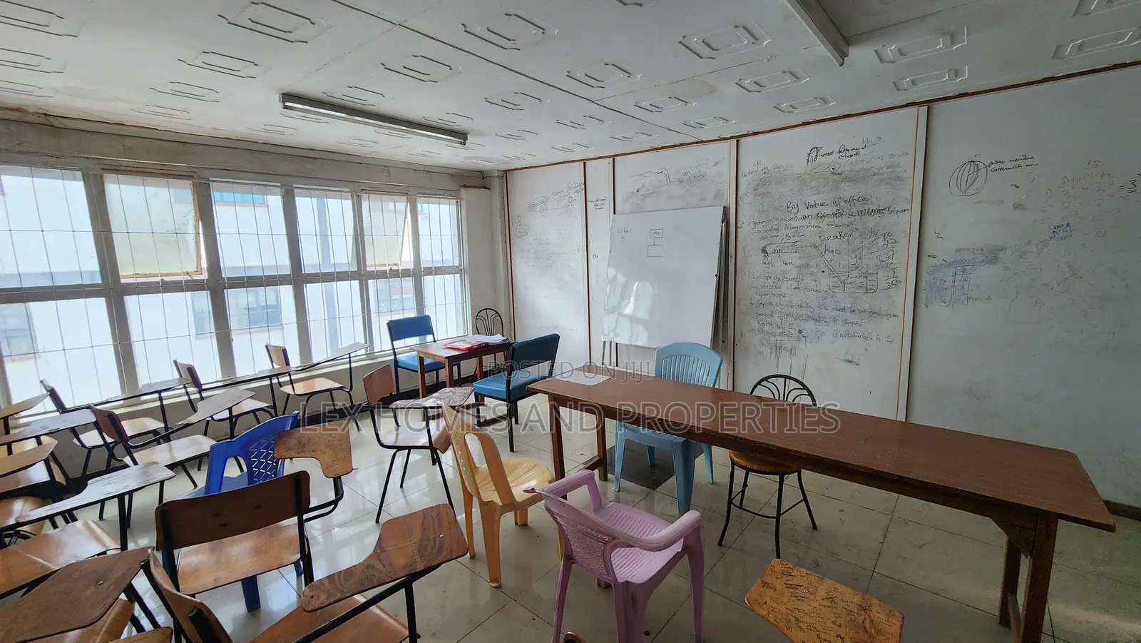 Office to Let P.M in NkaiMurunya