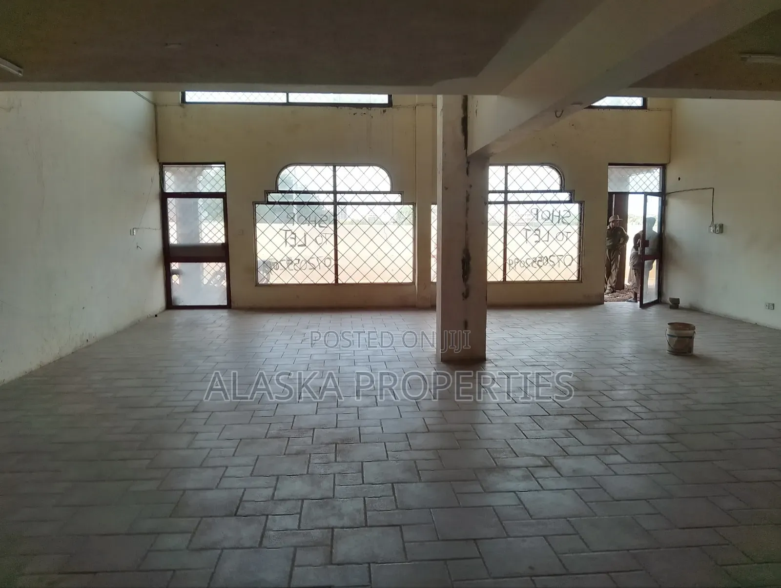 Godown to Let in Mbombolulu in Ziwa la Ngombe