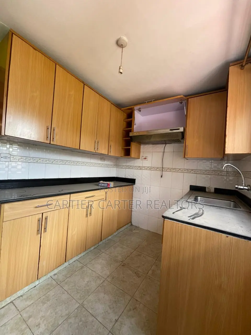 3bdrm Mansion in BuruBuru for sale in BuruBuru