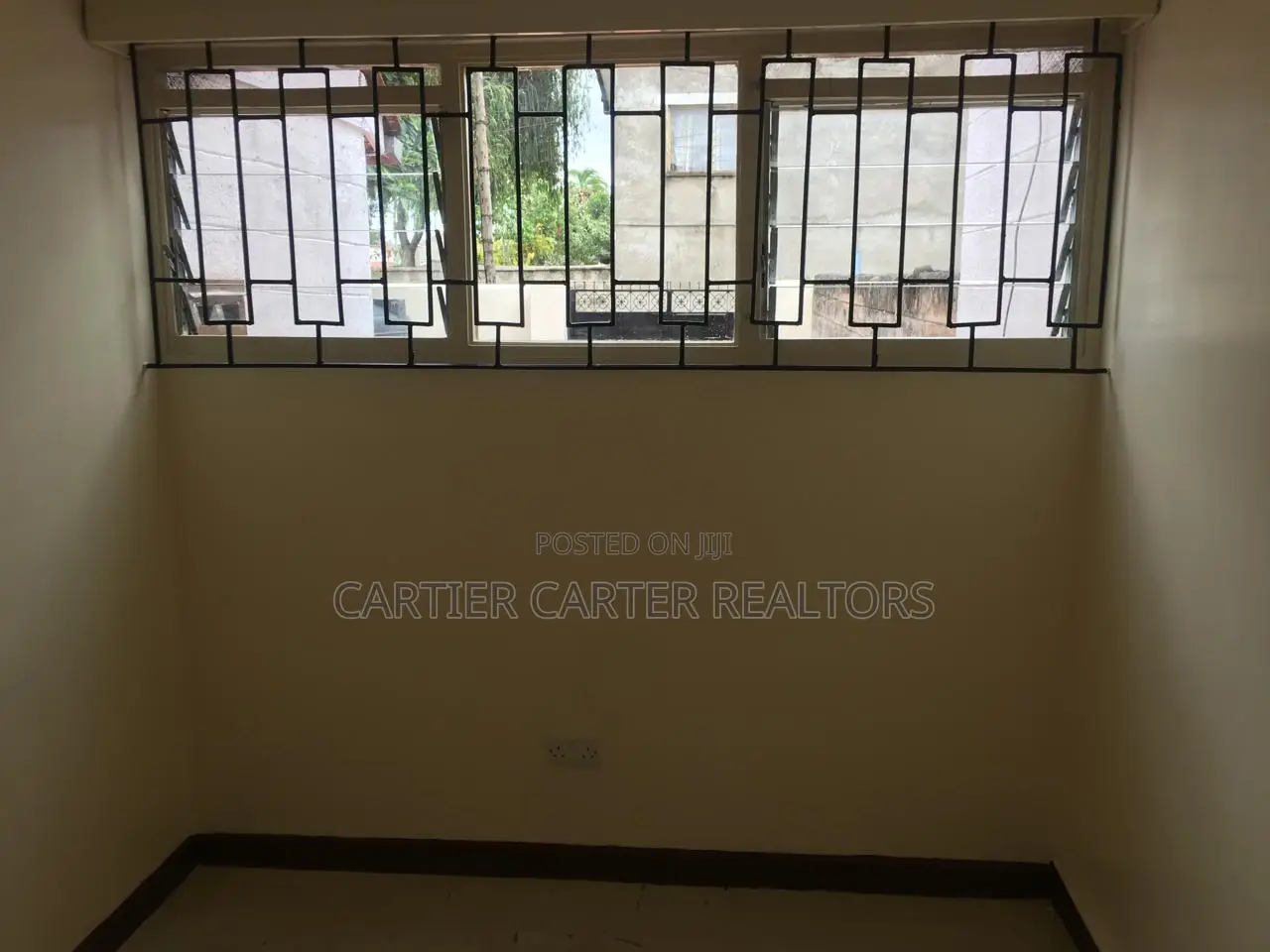 4bdrm Mansion in BuruBuru for sale in BuruBuru