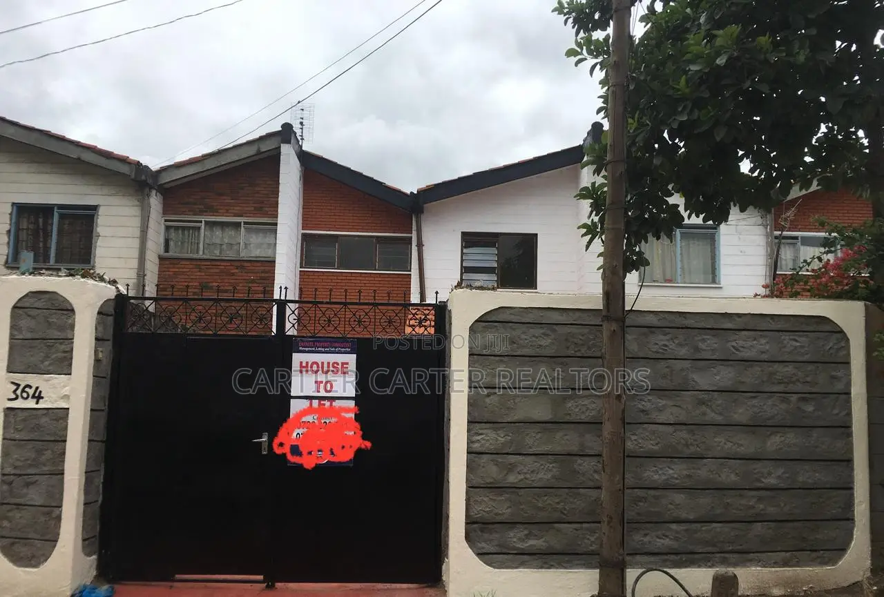 4bdrm Mansion in BuruBuru for sale in BuruBuru