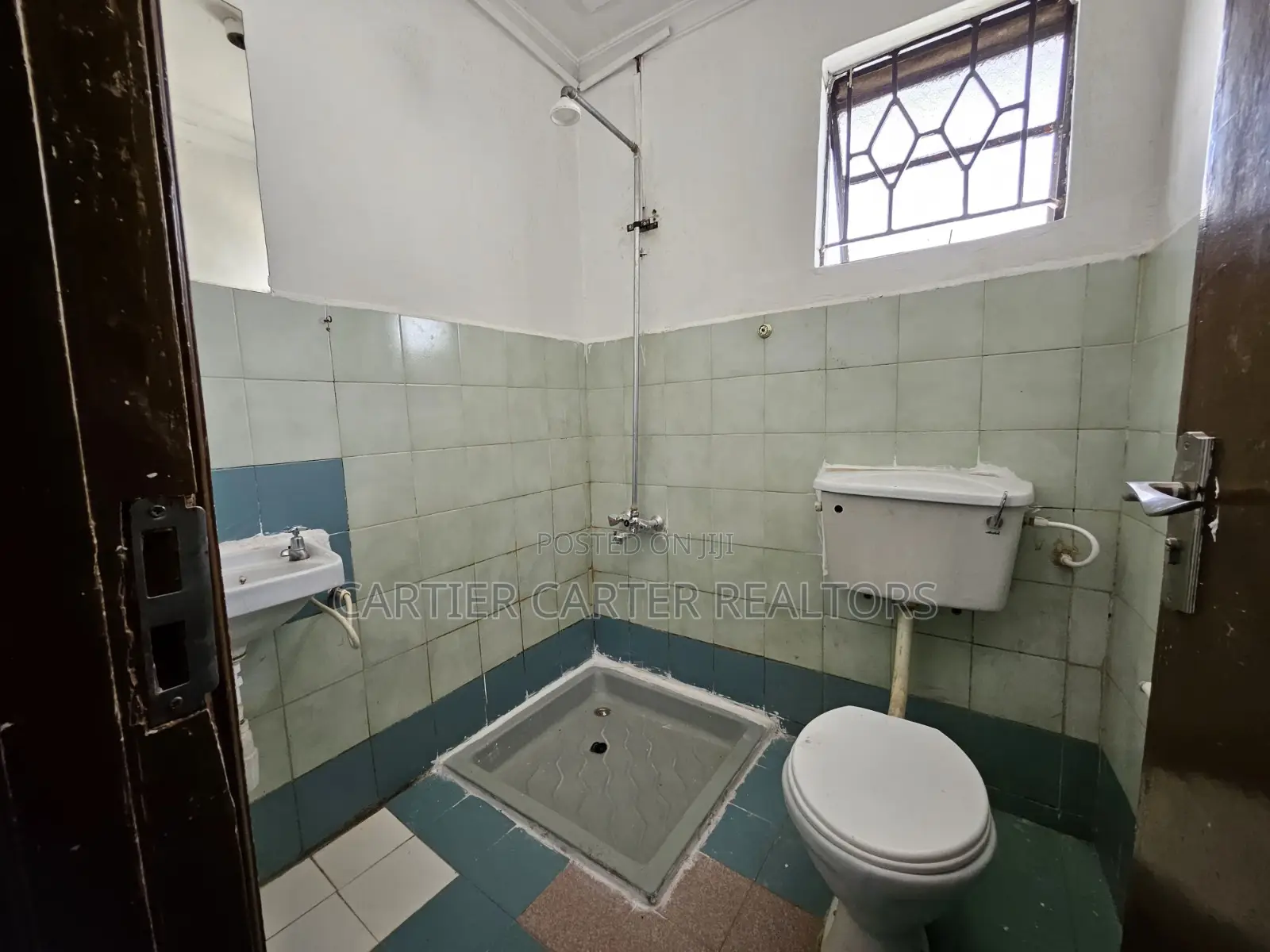4bdrm Maisonette in BuruBuru for sale in BuruBuru