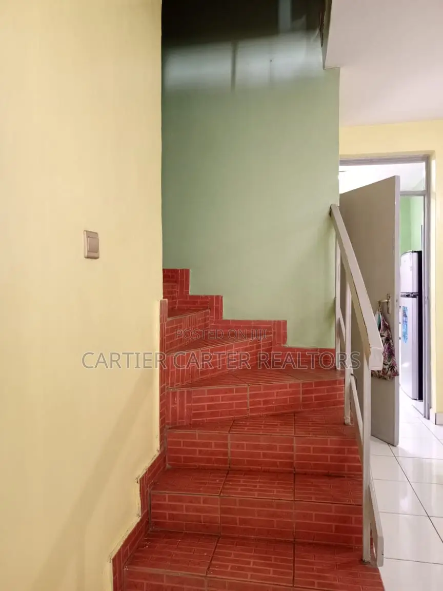 3bdrm Mansion in Greenfields for sale in Greenfields